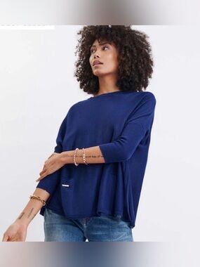 Mersea Catalina Pullover Sweater. EUC. O/S. Drop shoulders. 29” wide, 28” long